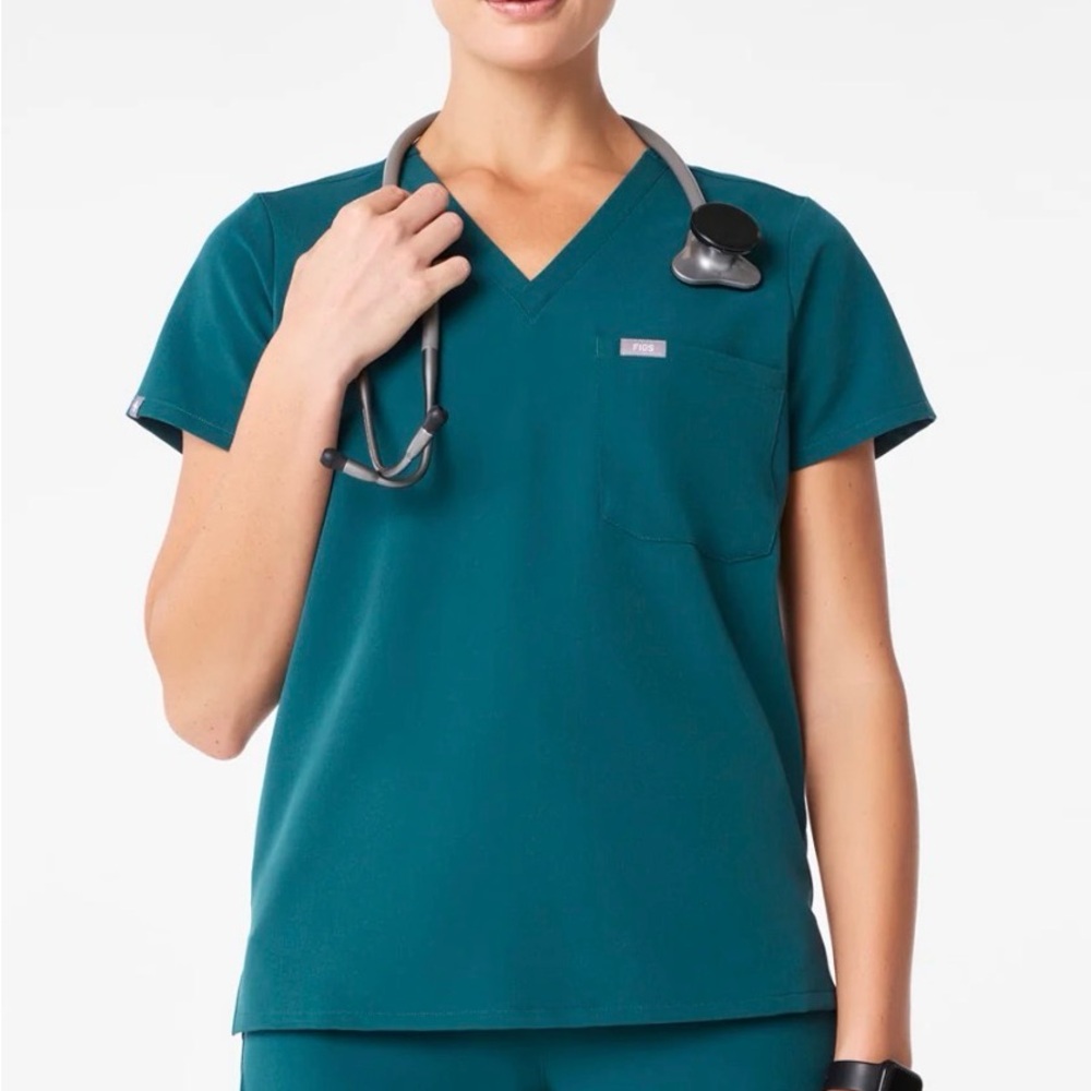 Figs Catarina One-Pocket Scrub Тор Caribbean Blue Size L